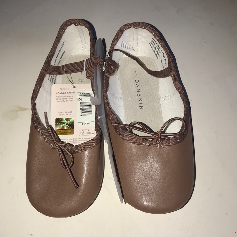NWT Girl’s Danskin Ballet Flats